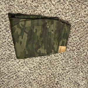 American Eagle Camo Jeggings